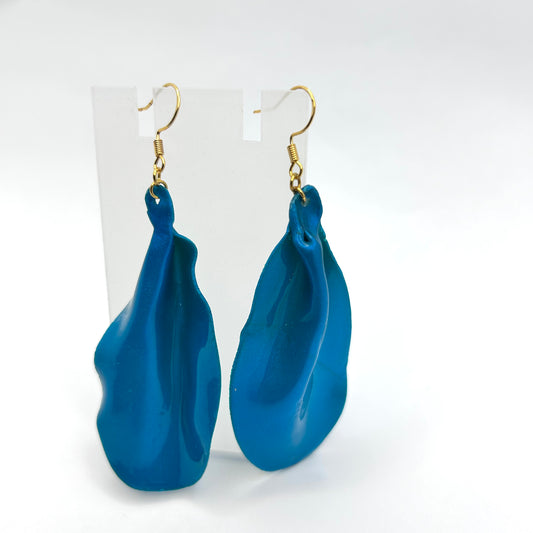 Peacock Colored Petal